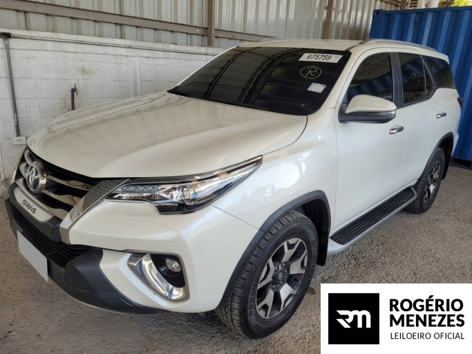 TOYOTA HILUX SW4 19/20